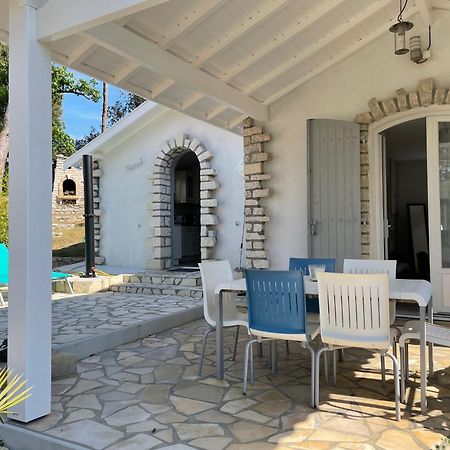 Villa Adorable Petite Maison A 400M De La Mer Saint-Georges-de-Didonne Exterior foto